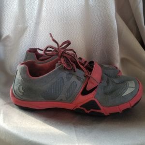 Topo Athletic Split Toe Minimalist Shoe